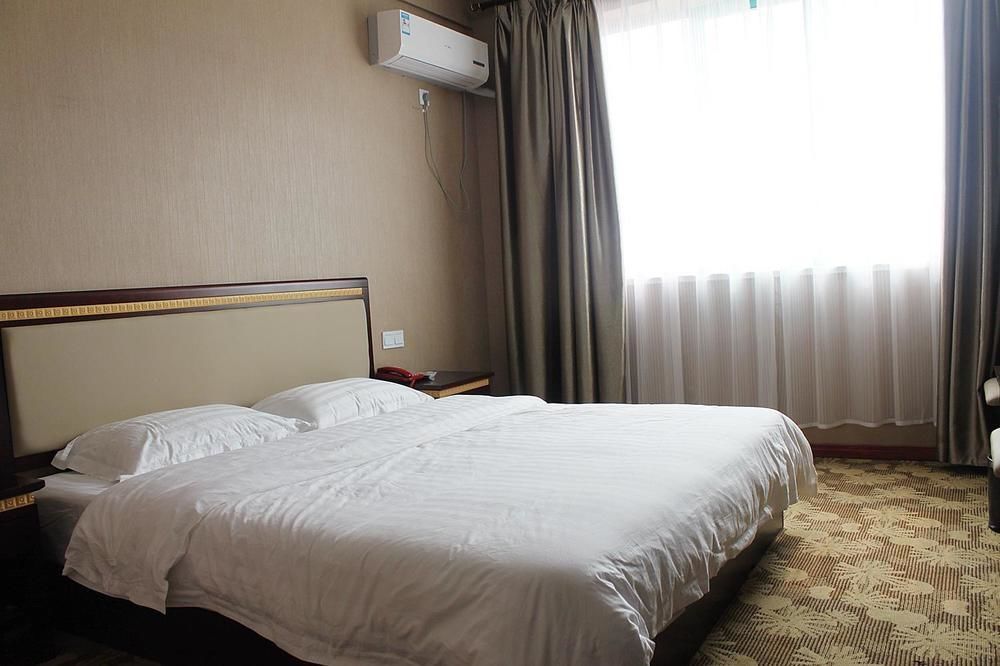 China Rushan Champs Elysees Hotel Shandong Exterior photo