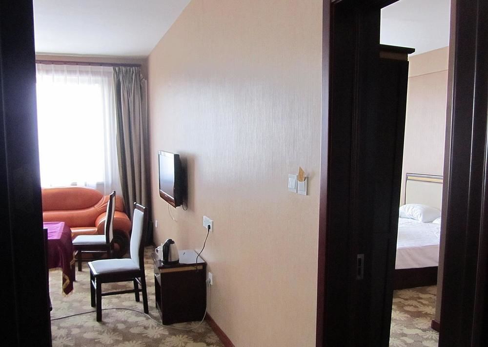 China Rushan Champs Elysees Hotel Shandong Exterior photo